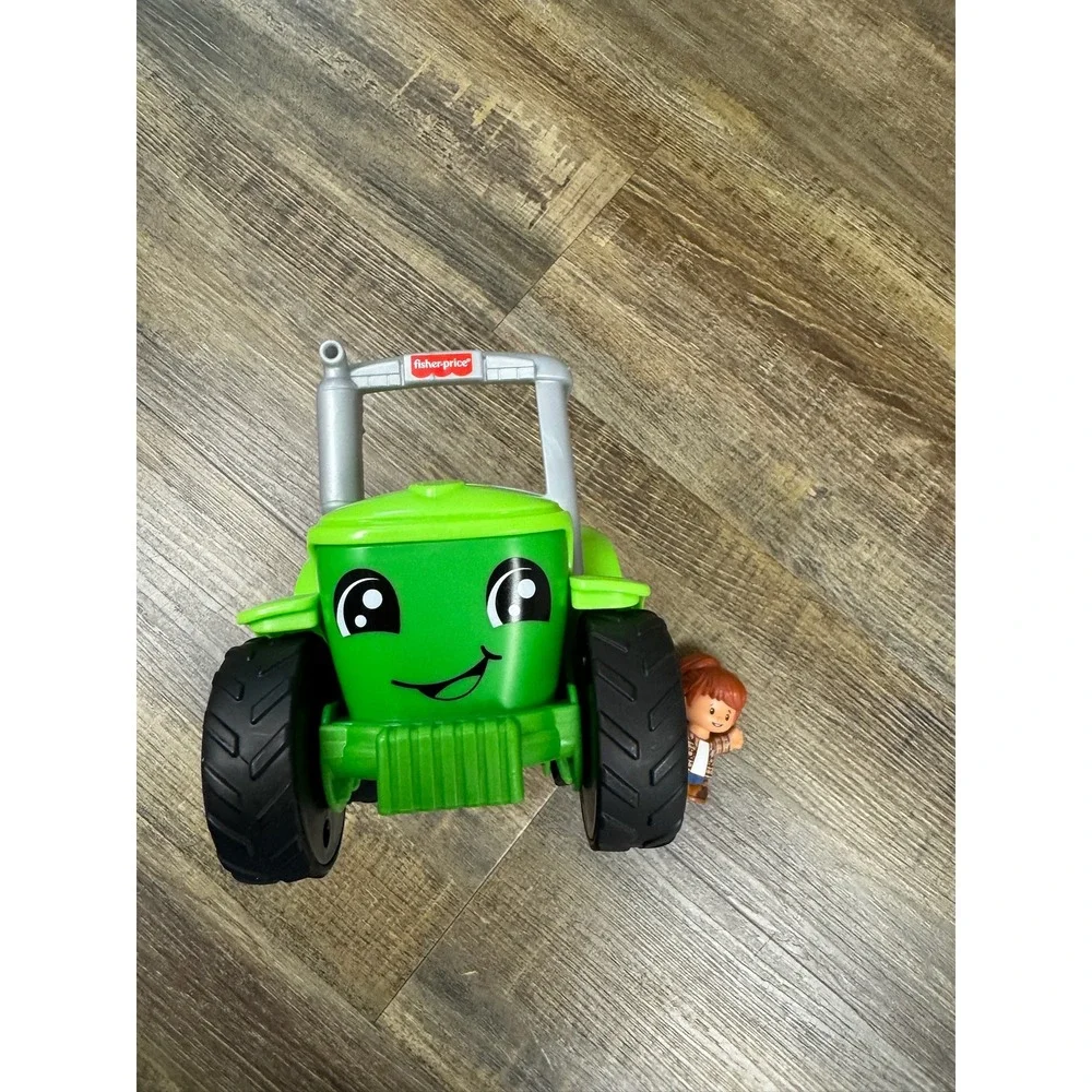 Fisher-Price Little People Caring for Animals Tractor Green with Trailer Dog Fig